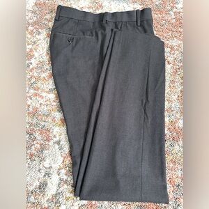 Men’s H&M pants suit/ slacks size 32x30